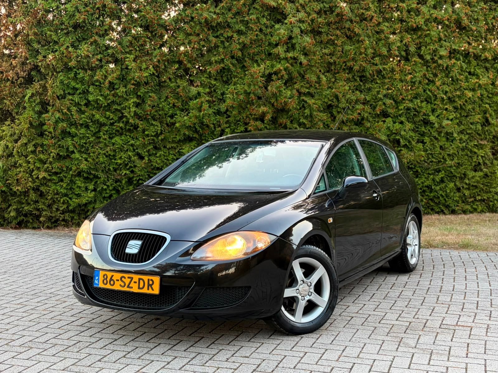 Zeer Nette Seat Leon 1.6 Reference | Nieuwe APK | Airco |NAP, Auto's, Elektrische ramen, Gebruikt, 4 cilinders, Leon