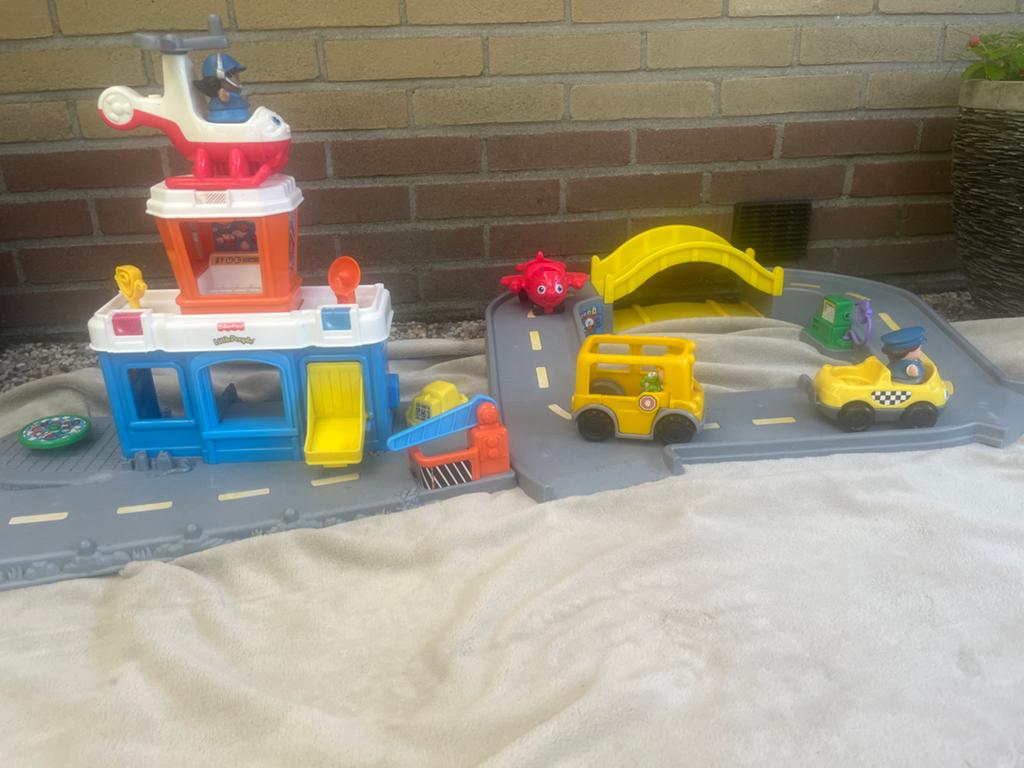 Fisher-Price Little People Vliegveld Speelset, Ophalen, Gebruikt