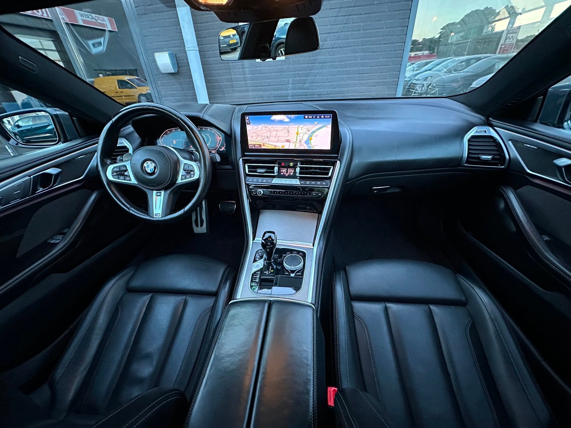 BMW 8-serie 840i/CARPLAY/CAMERA/PANO-DAK/NL-AUTO NAP!, Auto's, Automaat, Dealer onderhouden, Achterwielaandrijving, Gebruikt