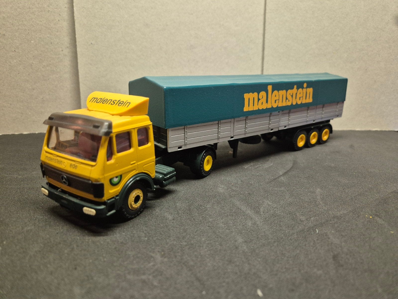 mercedes conrad  malenstein, Ophalen of Verzenden, Zo goed als nieuw, Bus of Vrachtwagen, Conrad