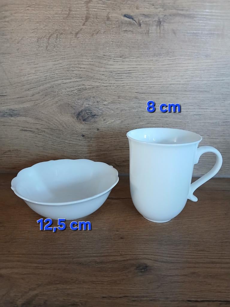 Gevraagt Maxwell Williams Servies: White Rose & Fabuleux, Huis en Inrichting, Keuken | Servies, Ophalen of Verzenden