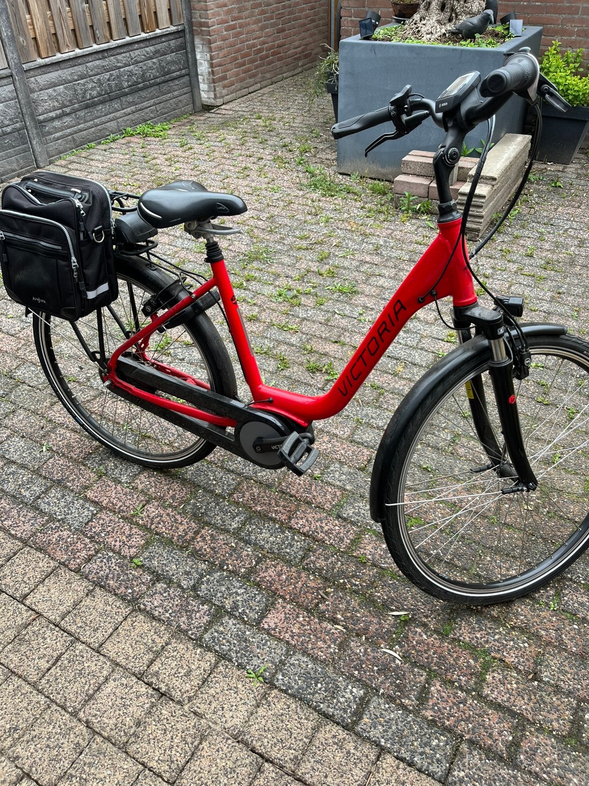 NIEUWE Victoria met Bosch midden-motor slechts 116km, Ophalen, Sparta, Nieuw, 50 km per accu of meer