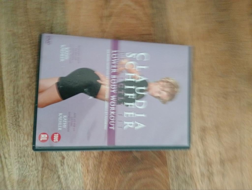 Claudia Schiffer Perfectly Fit Lower Body Workout DVD, Cd's en Dvd's, Dvd's | Sport en Fitness, Cursus of Instructie, Alle leeftijden