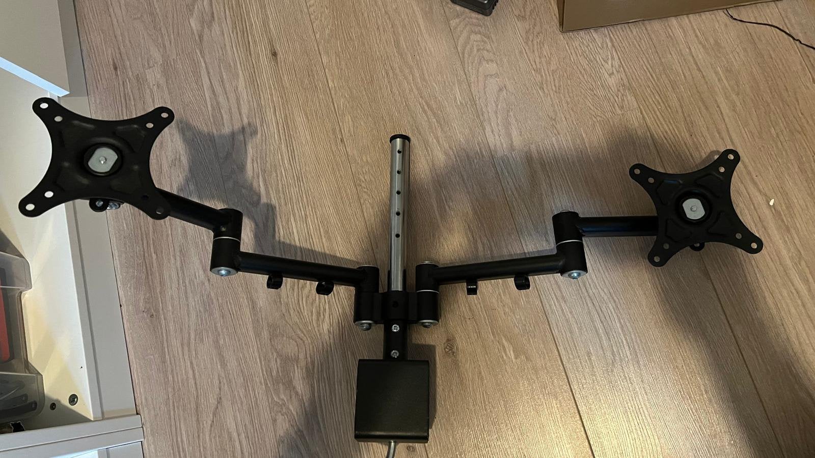 Dubbele monitor arm., Ophalen, Zo goed als nieuw, Overige typen, Onbekend
