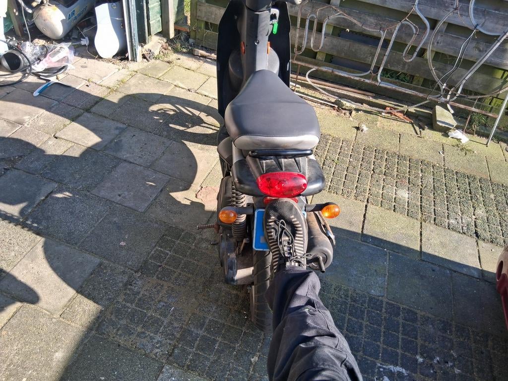 Te koop mooie peugeot ludix, Gebruikt, 1 versnellingen, 50 cc, Ophalen