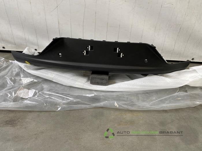 Diffuser achterbumper van een Hyundai I30, Gebruikt, -, -, Ophalen of Verzenden