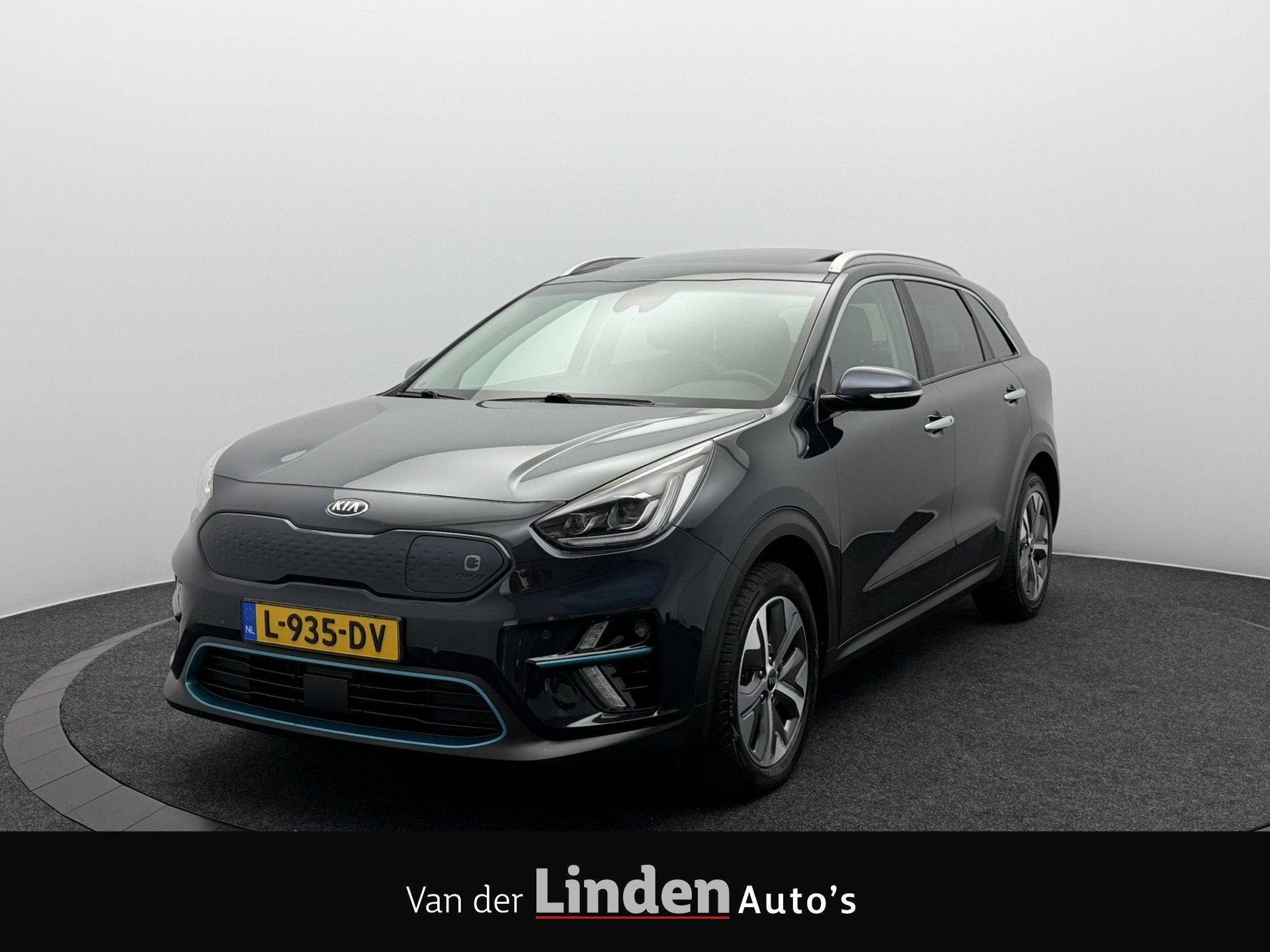 Kia e-Niro DynamicPlusLine 64 kWh SOH 95,7% | Warmtepomp | S, Auto's, Kia, Gebruikt, Zwart, 1712 kg, Blauw