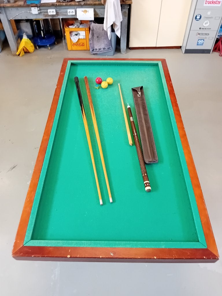 tafelbiljart met keu's en ballen, Ophalen, Gebruikt, Biljarttafel
