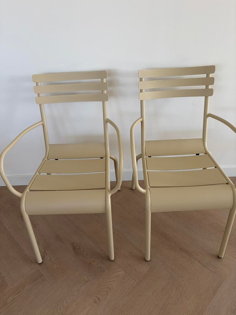 Twee tuinstoelen aluminium Sissy-boy beige Claude nw 139,00, Tuin en Terras, Tuinstoelen, Zo goed als nieuw, Aluminium, Ophalen