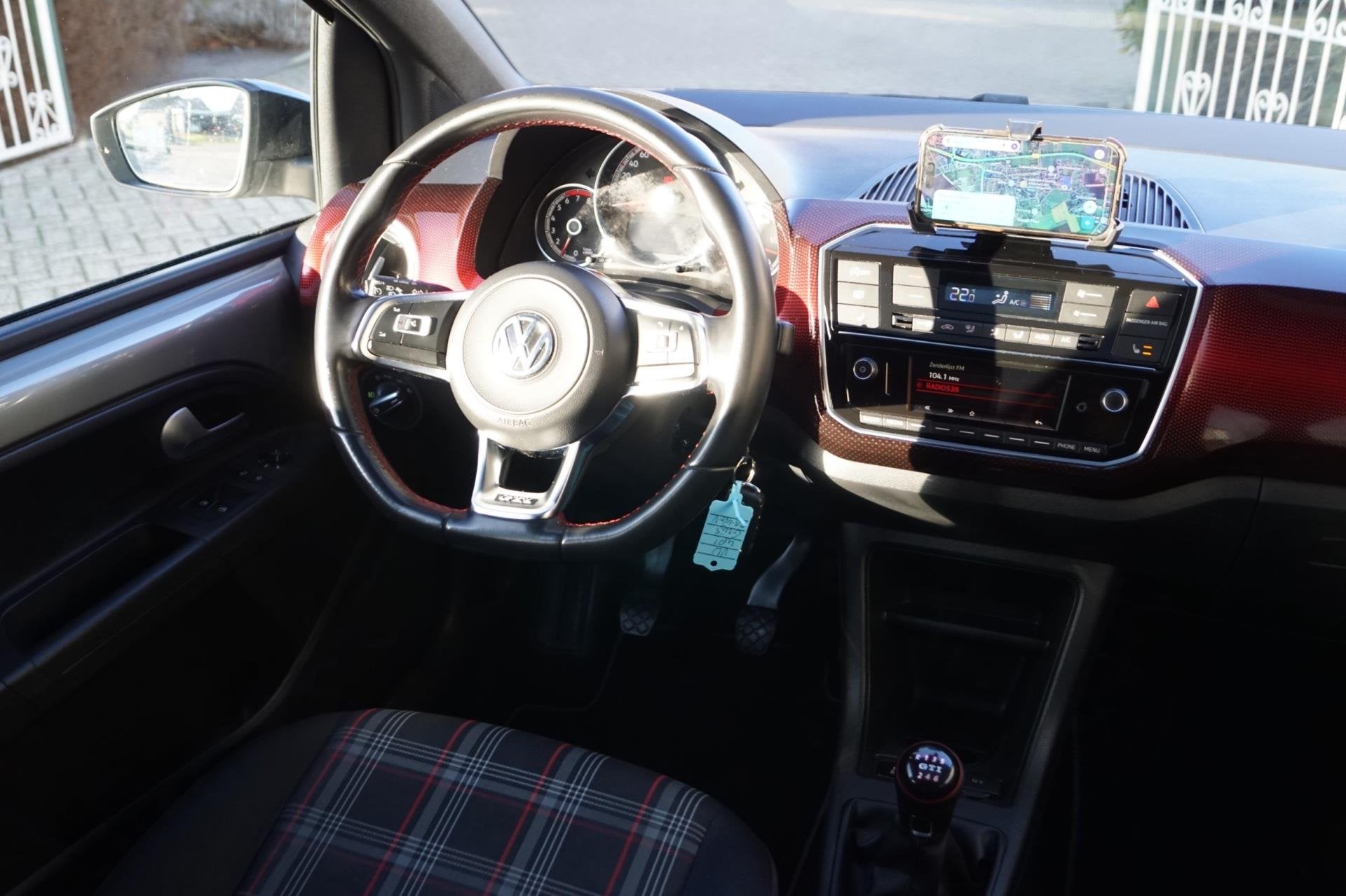 Volkswagen Up! 1.0 TSI GTI 5 Deurs 116PK Panodak Clima Stoev, Auto's, Volkswagen, 970 kg, Stof, Traction-control, 4 stoelen