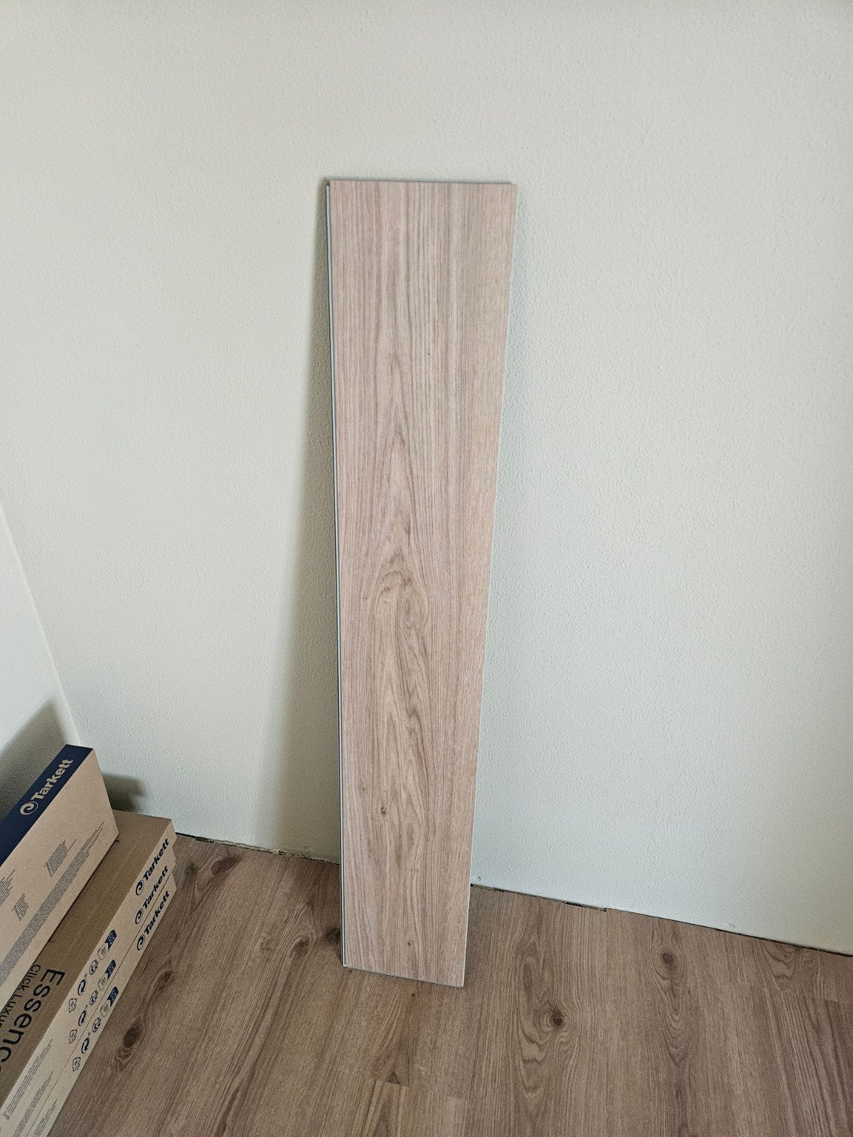 Tarkett Essence Rigid 30 Click Luxe Vinyl Tegels, Ophalen, Bruin, Nieuw, Modern