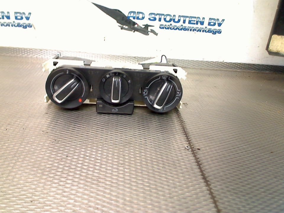 Bedieningspaneel Verwarming Polo V (6R) 2010, Gebruikt, Volkswagen, Volkswagen AG, Kundenbetreuung@volkswagen.de