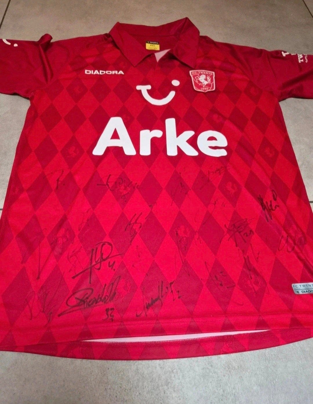 Shirt FC Twente 2010-2011 met handtekeningen selectie, Groter dan maat XL, Ophalen of Verzenden, Zo goed als nieuw, Shirt