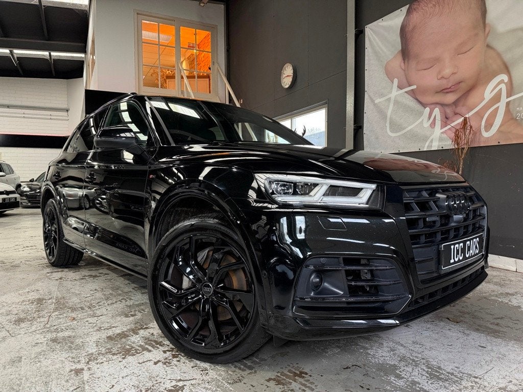 Audi Q5 50 TFSI e quattro S edition, digi-dash, trekhaak, dr, Auto's, Audi, Euro 6, 4 cilinders, Leder en Stof, Zwart
