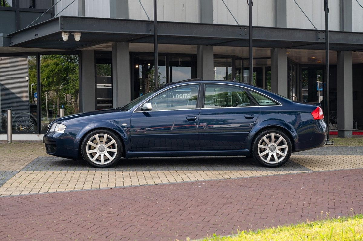 Audi RS6 C5 Quattro 4.2 V8 (bj 2004, automaat), Gebruikt, 8 cilinders, Overige kleuren, RS6