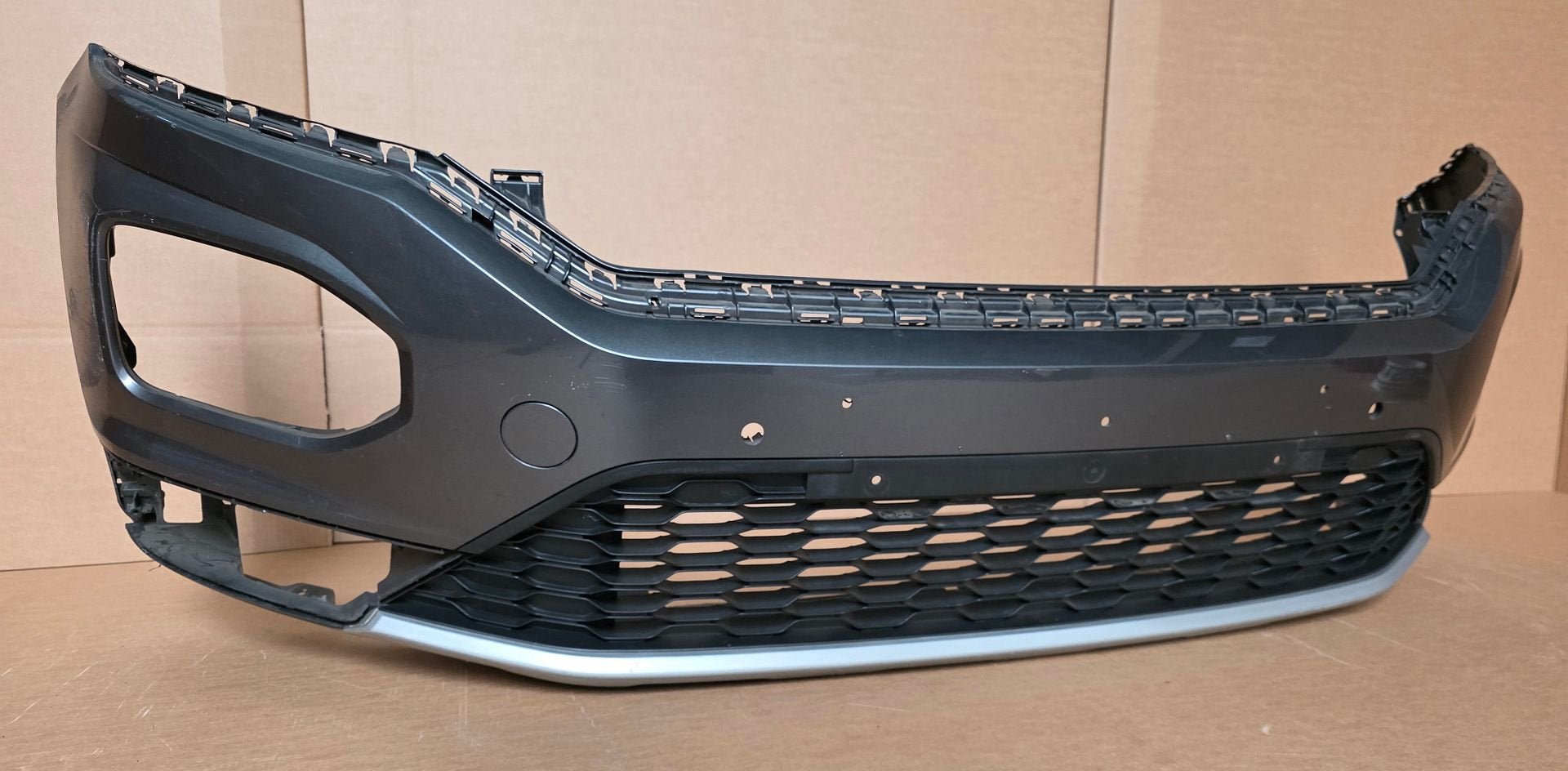Voorbumper VW T-Roc 2GA Orgineel Bumper Volkswagen 2GA807217, Gebruikt, -, Ophalen of Verzenden, Bumper