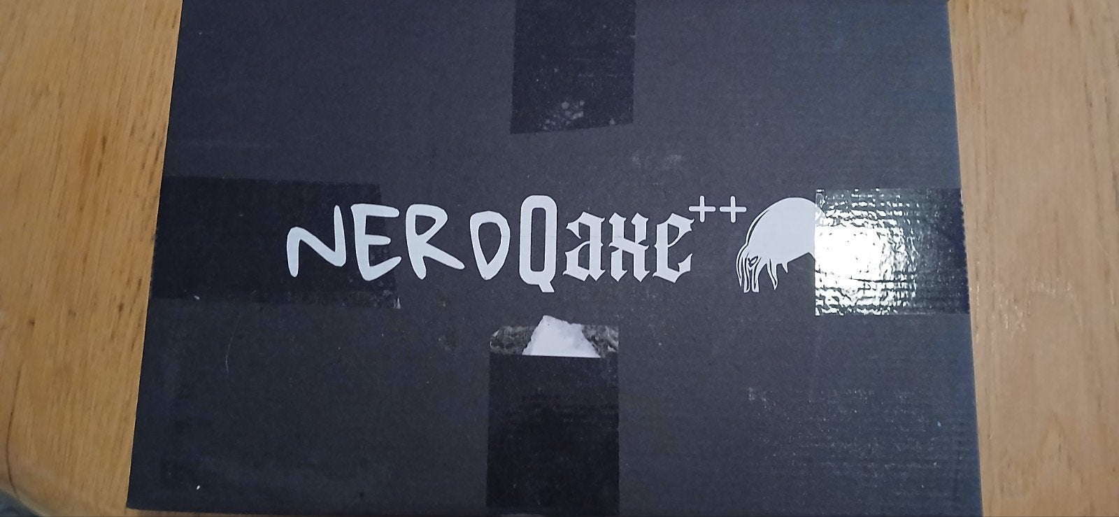NerdQaxe++ Bitcoin ASIC Miner BM1370 4.8 TH/s - Solo Mining, Ophalen, Zo goed als nieuw