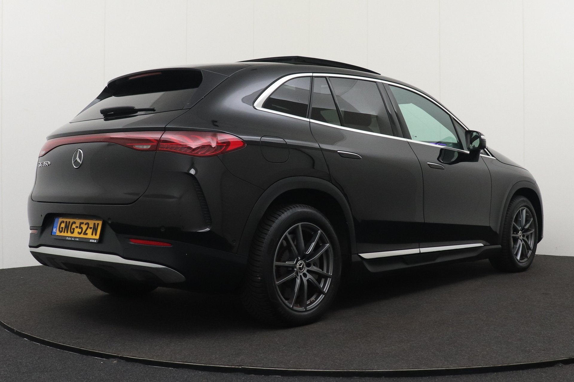 Mercedes-Benz EQE SUV 350+ Business Edition 96 kWh Pano-dak, Automaat, Dealer onderhouden, Gebruikt, EQE