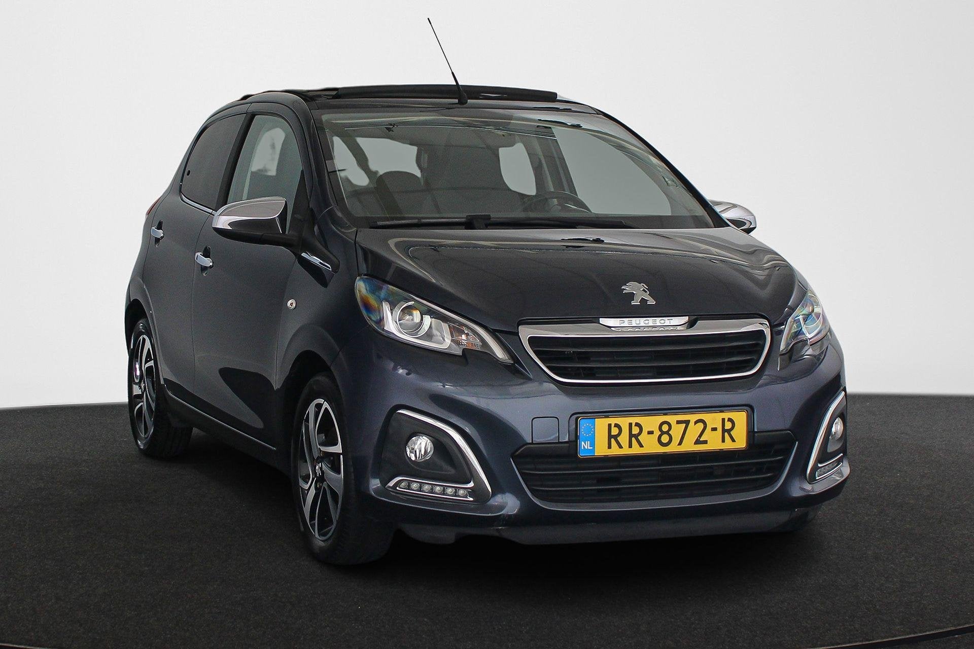 Peugeot 108 1.0 e-VTi Allure TOP! Leder Stoelverwarming Acht, Auto's, Peugeot, Voorwielaandrijving, Gebruikt, Cabriolet, 68 pk