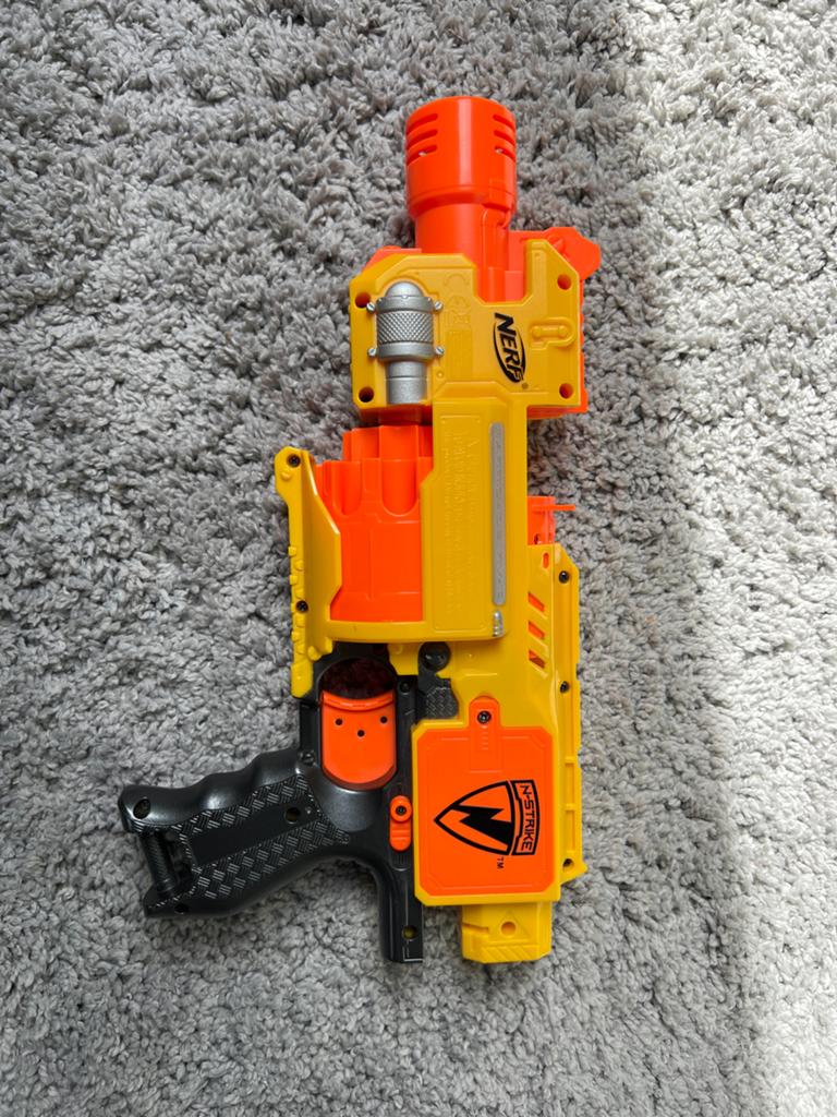 Nerf speelgoed geweer, Ophalen, Zo goed als nieuw
