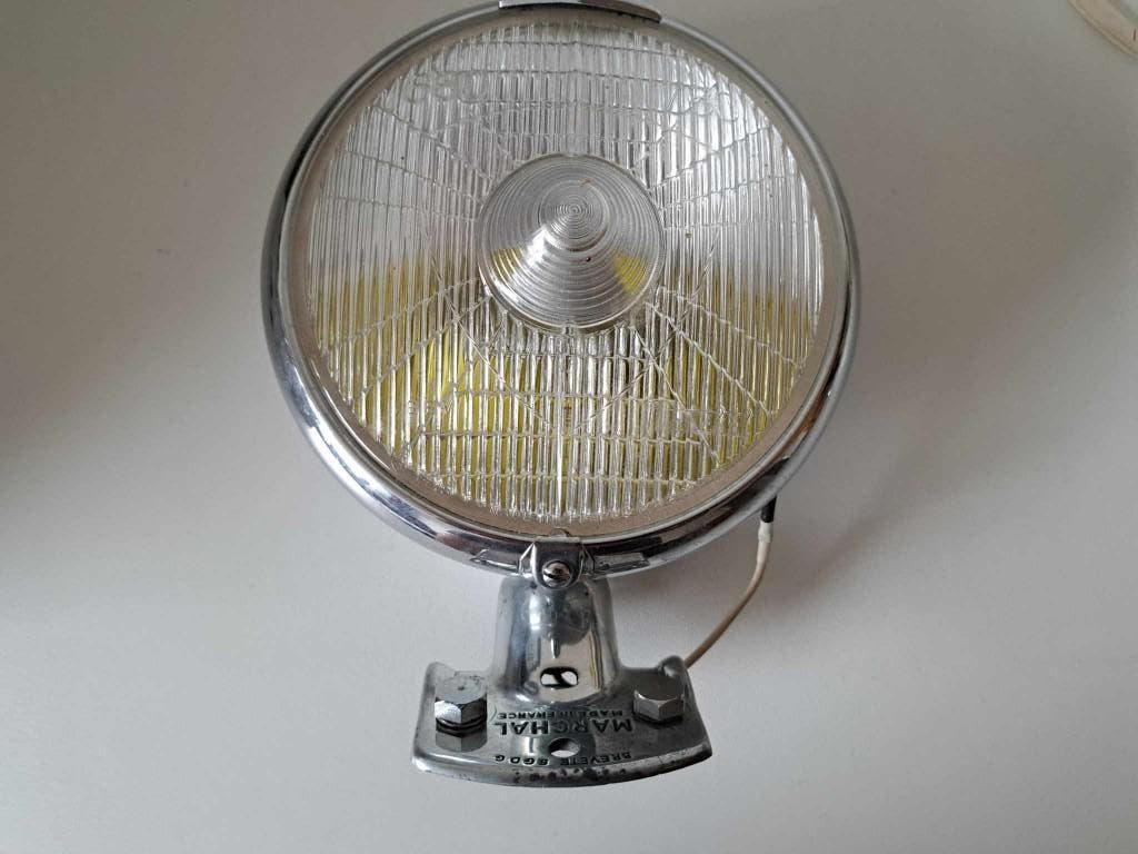Mistlamp / verstraler Peugeot 403 met originele bumpersteun, Auto diversen, Ophalen of Verzenden, Nieuw