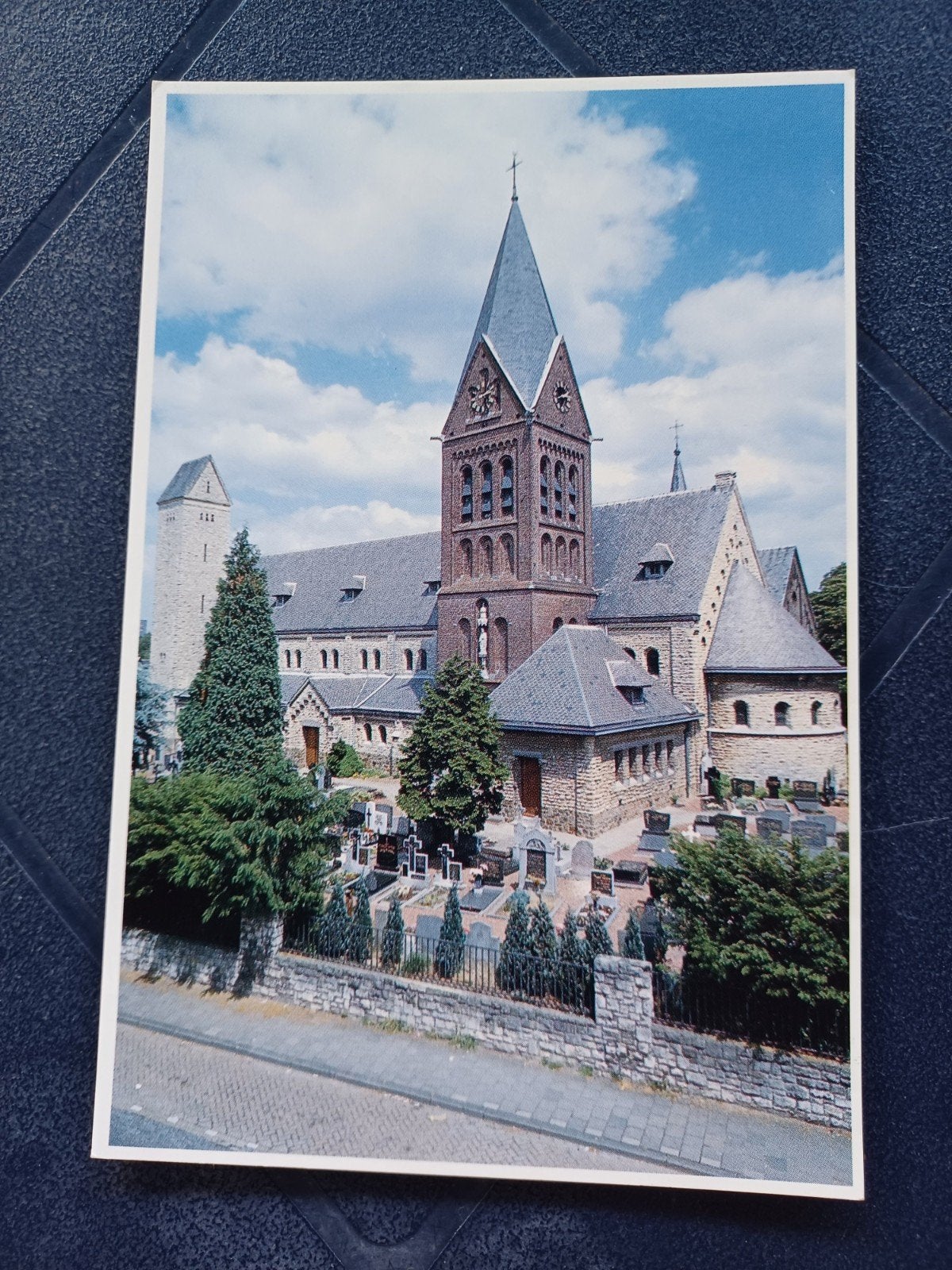 Welten St. Martinuskerk (Heerlen), Ophalen of Verzenden, 1980 tot heden, Ongelopen, Limburg