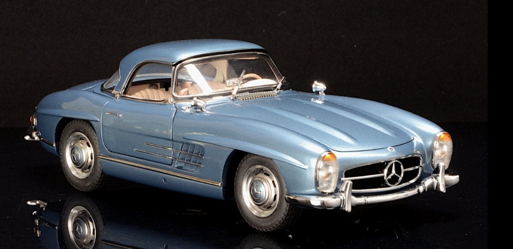1:18 Mercedes-Benz 300 SL W198 Roadster Hardtop - Lichtblauw, Hobby en Vrije tijd, Modelauto's | 1:18, Overige merken, Cmc, Auto