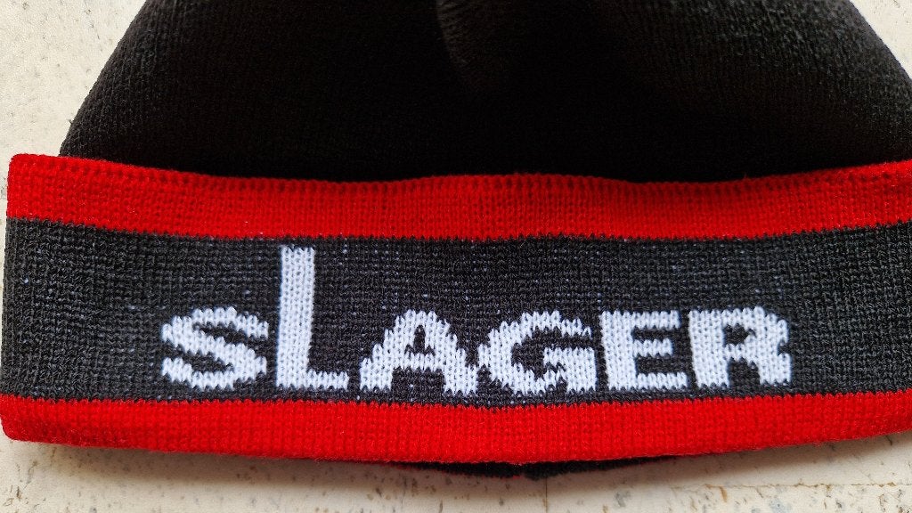 Zwart-Rode Muts "SLAGER" – Warme Beanie, Ophalen of Verzenden, Nieuw, Overige maten, Muts