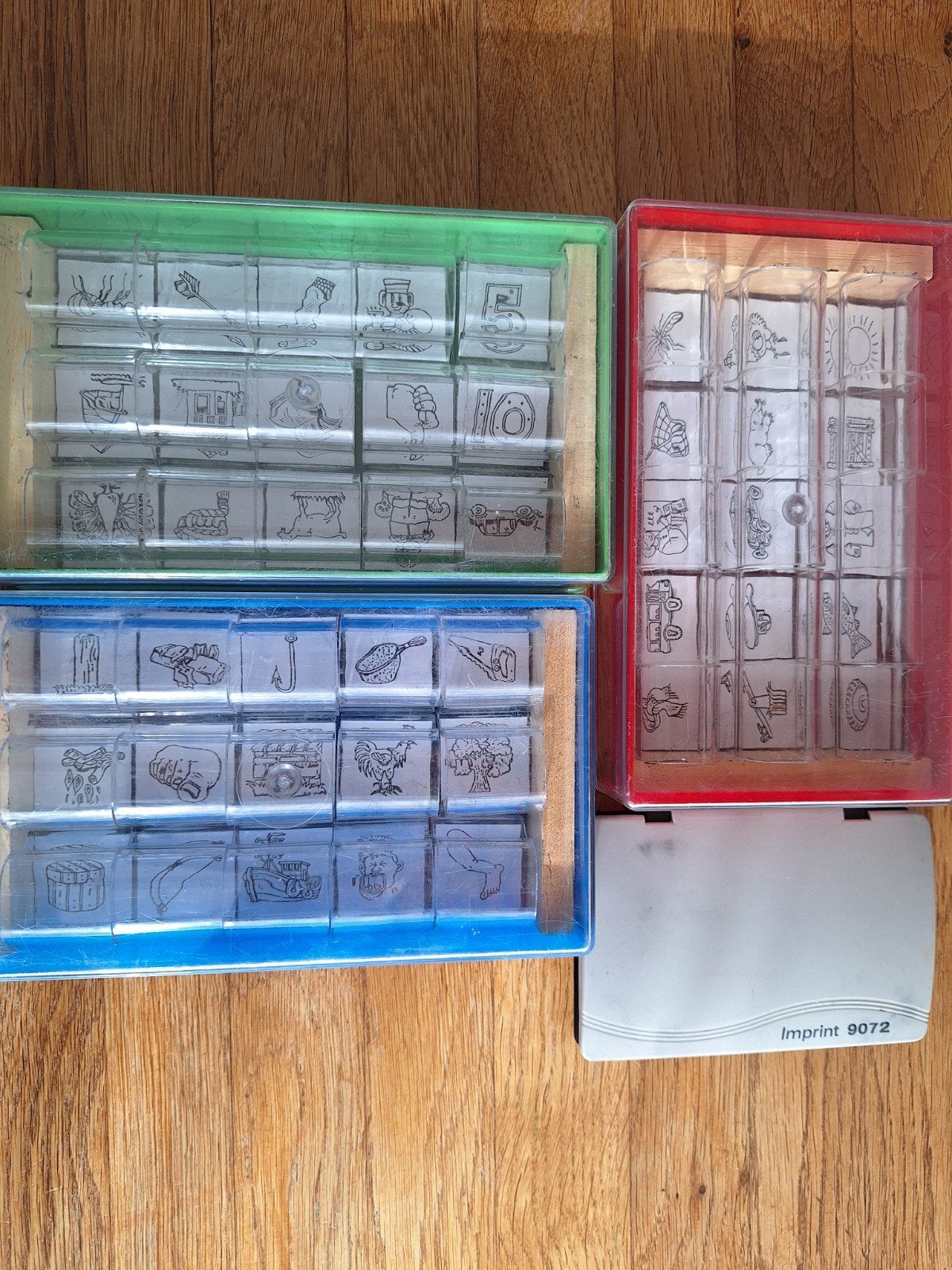 3 Dozen Stempels Leesonderwijs Groep 3 + Inktkussen, Ophalen of Verzenden, Zo goed als nieuw