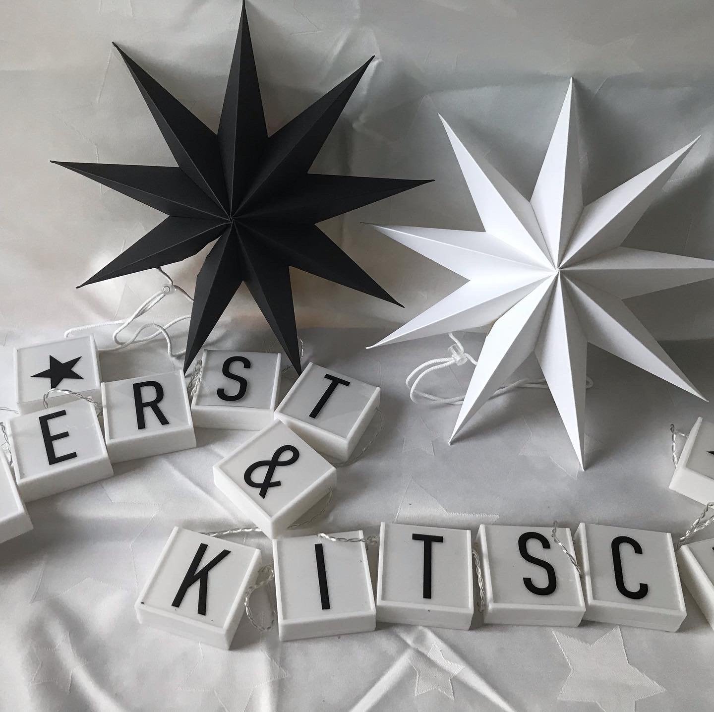 Partij 6 kerststerren papieren ster decoratie zwart wit, Diversen, Ophalen of Verzenden, Nieuw