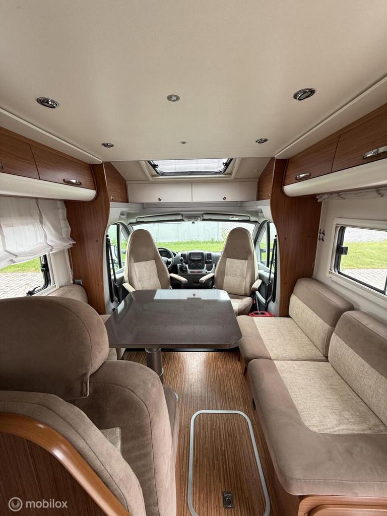 Adria MATRIX M 680SP Dakairco 6 persoons elektrisch hefbed, Caravans en Kamperen, Campers, Luifel, Bedrijf, Diesel, Tot en met 3