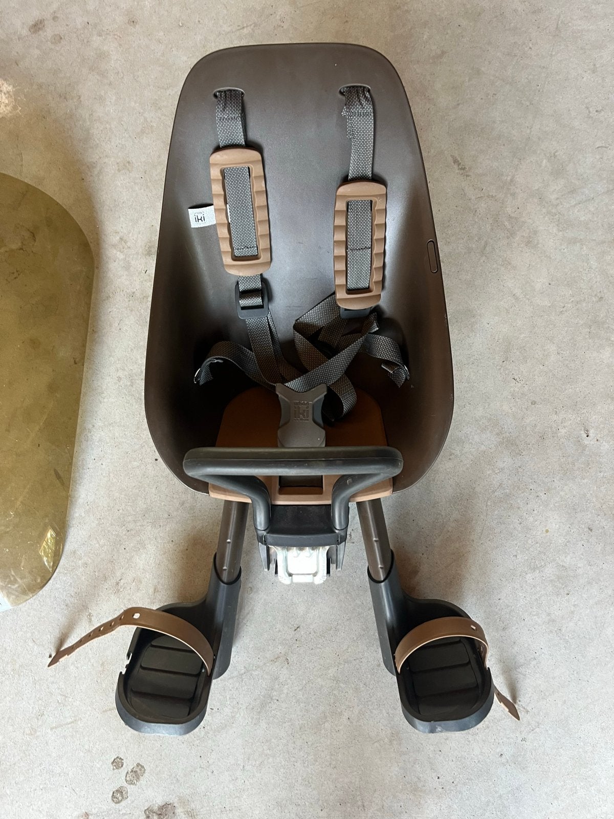 Fietsstoeltje voor, bruin, met windscherm, Ophalen, Voorzitje, 0 t/m 13 kg, Gebruikt