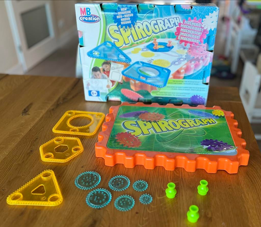 Spirograph Magnetisch MB - Gebruikt, vanaf 6 jaar, Ophalen of Verzenden, Zo goed als nieuw, Knutselen