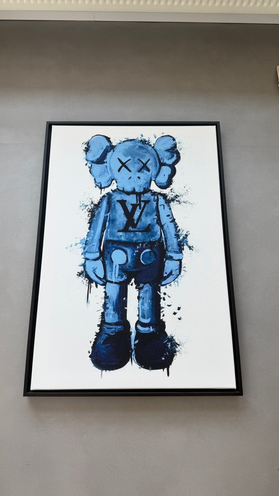 Louis Vuitton bearbrick schilderij, Ophalen