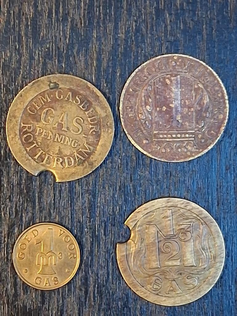 4 verschillende gaspenningen, Ophalen of Verzenden, Overige materialen
