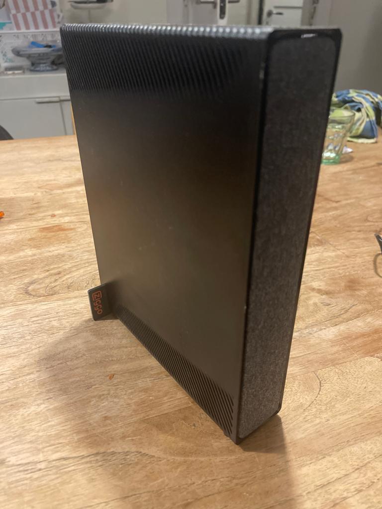 Sagemcom / Ziggo Connectbox Router met modem, Computers en Software, Routers en Modems, Ophalen of Verzenden, Zo goed als nieuw
