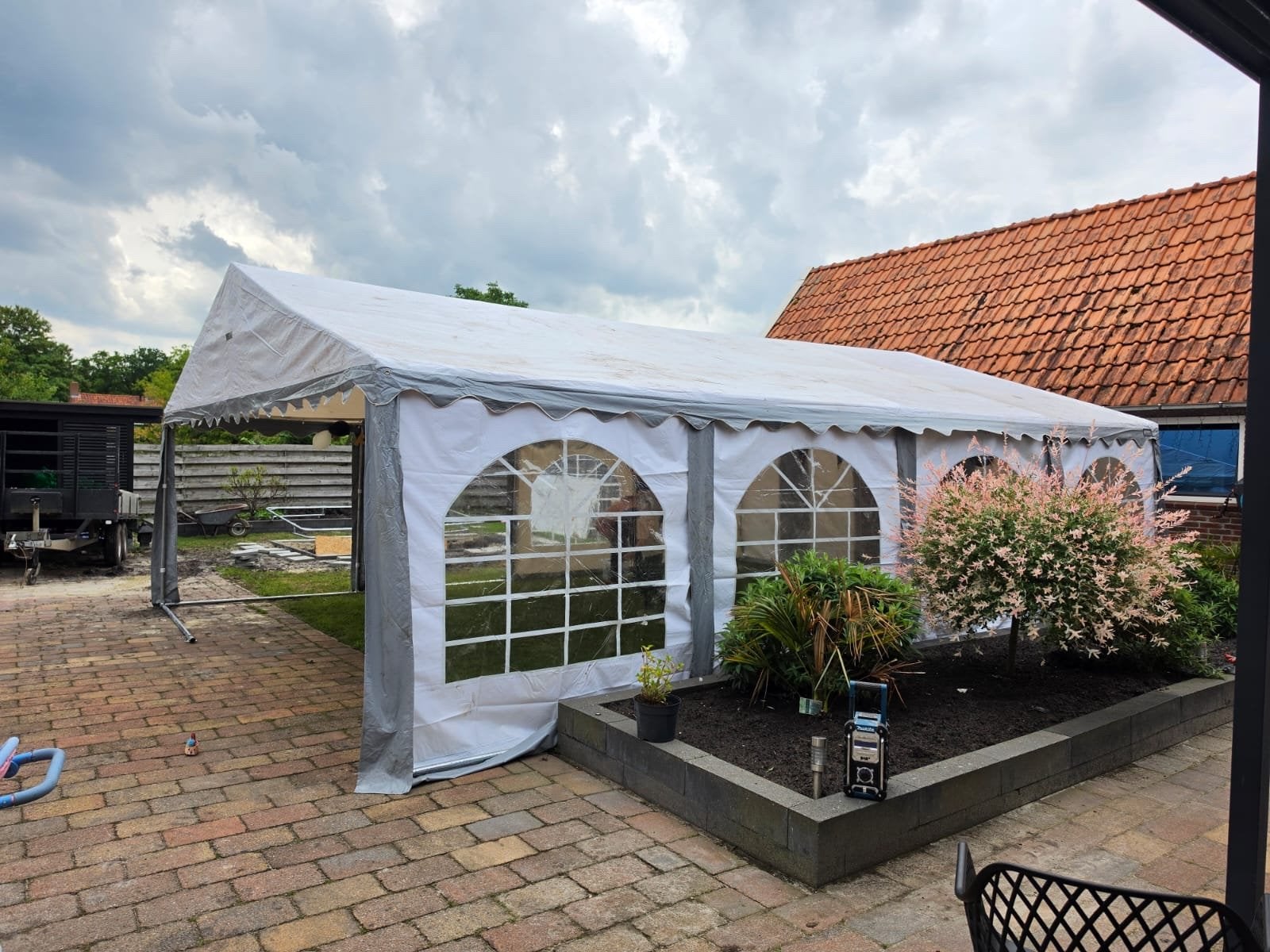 Ruime Partytent 8x6 meter - Ideaal voor elk feest!, Ophalen, Gebruikt, Partytent, 4 tot 6 meter