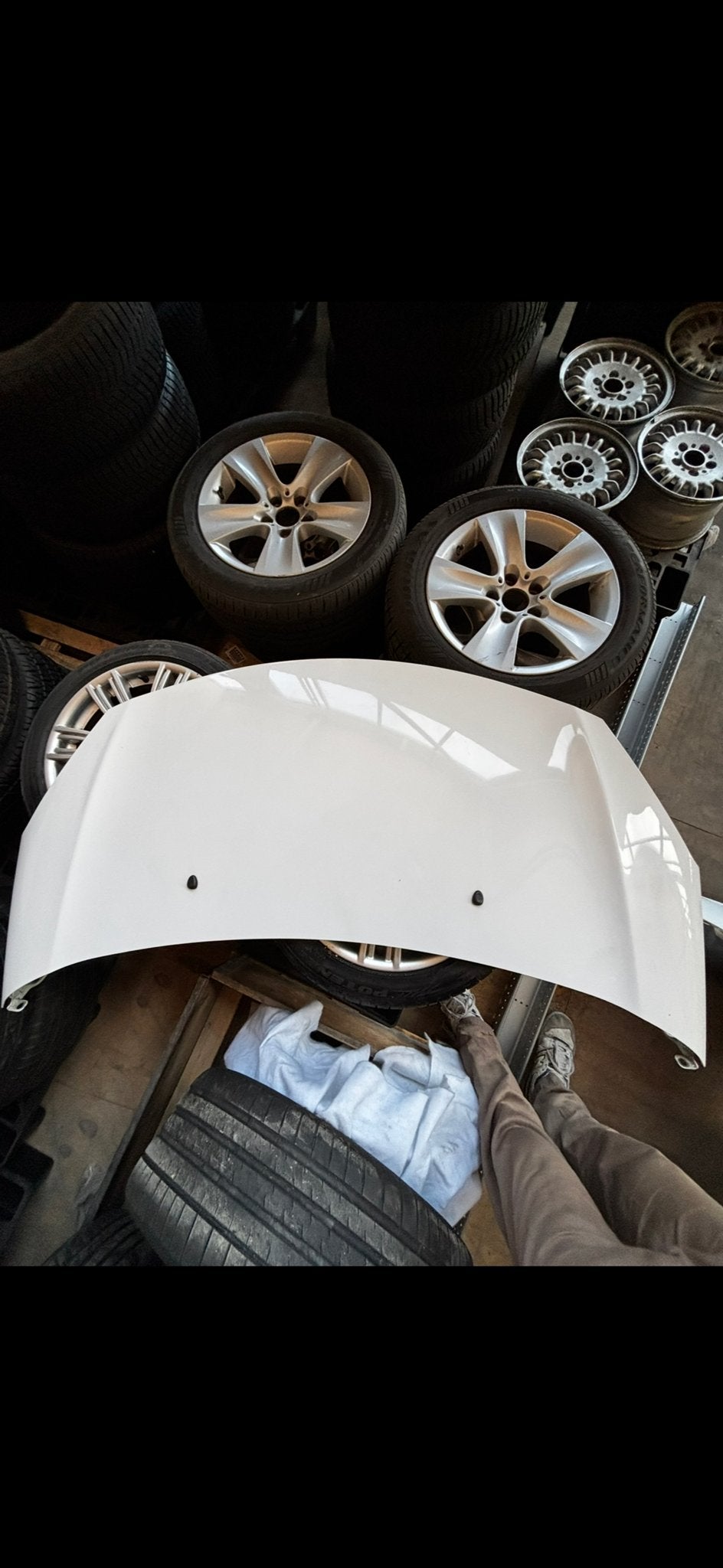 Motorkap wit Citroën DS3 (2011-2012), Ophalen