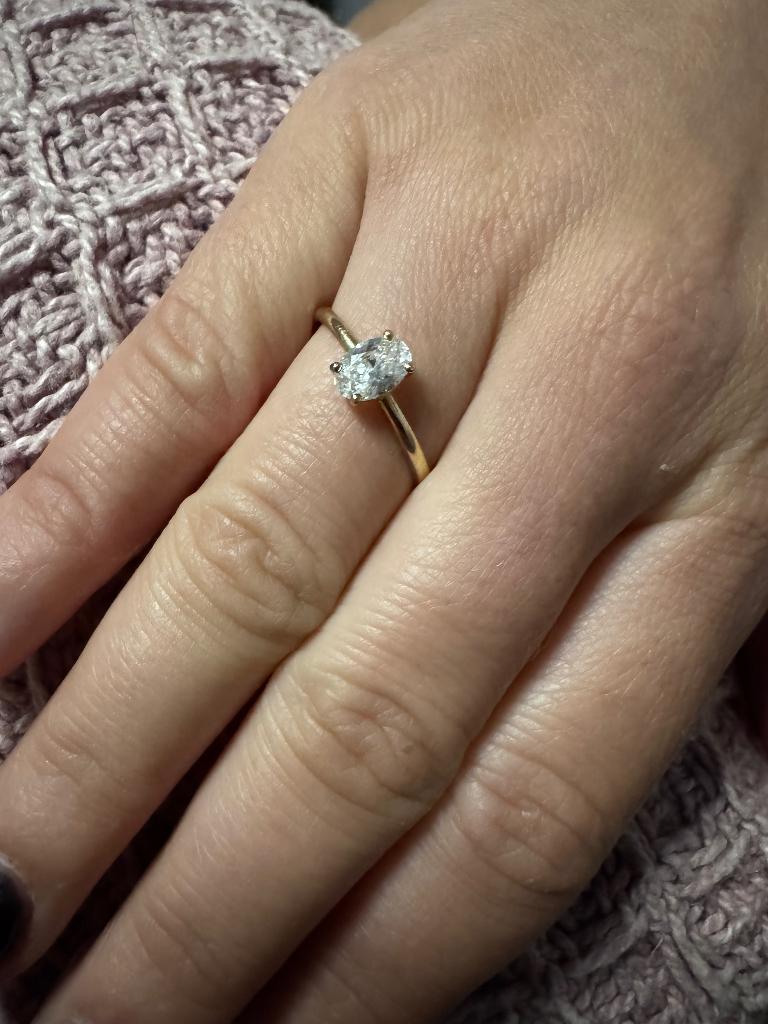 anillo 9kilates con diamante 0.56 kilates, Sieraden, Tassen en Uiterlijk, Ophalen, Nieuw, Overige typen