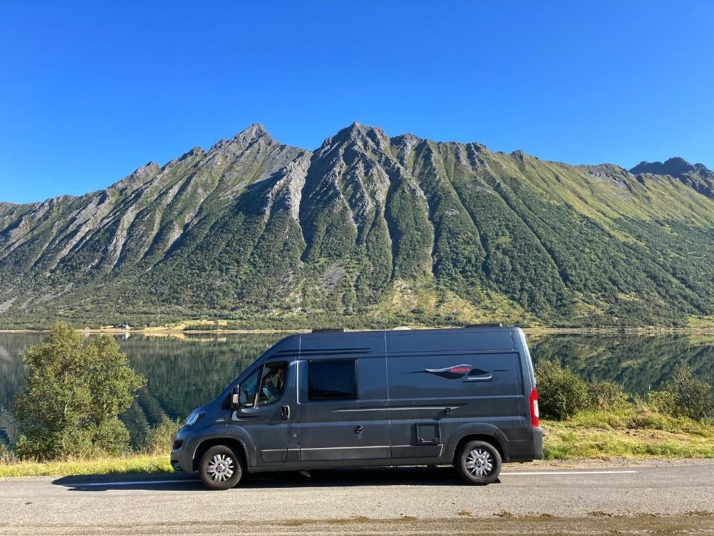 Fiat Ducato 2.3 (Pilote) V600f, 6 handgeschakkeld Buscamper,, Caravans en Kamperen, Campers, Kluisje, Buscamper of Camperbus, Ringverwarming