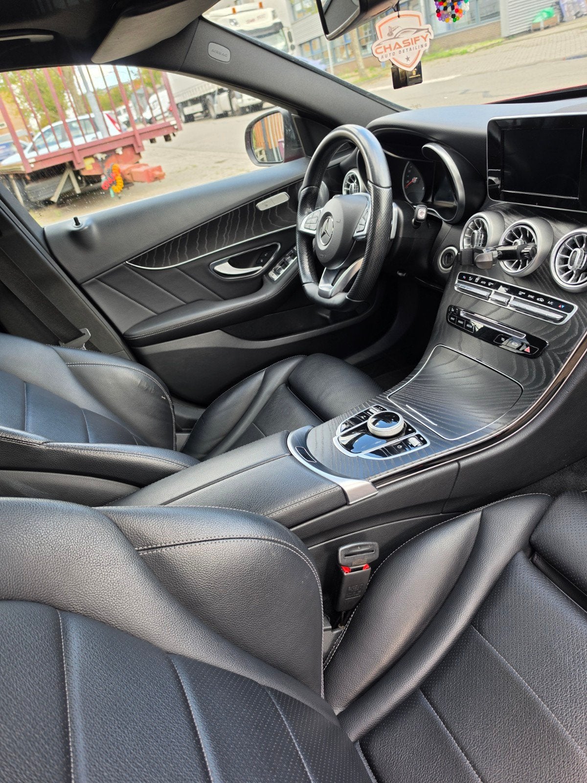 Mercedes-Benz C200 estate AMG line, Pano, sfeer + burmester, Auto's, Achterwielaandrijving, 1800 kg, 4 cilinders, Origineel Nederlands