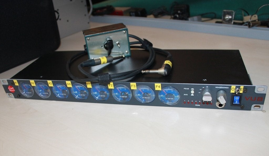 SM VU8 hoofdtelefoon versterker Gewogen VU meters Peak LED, Ophalen, Gebruikt, Overige typen