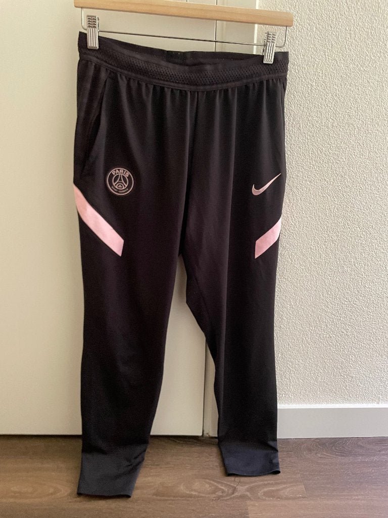 Trainingspak PSG nike maat S, Kleding | Heren, Sportkleding, Zwart, Nike, Ophalen of Verzenden, Zo goed als nieuw