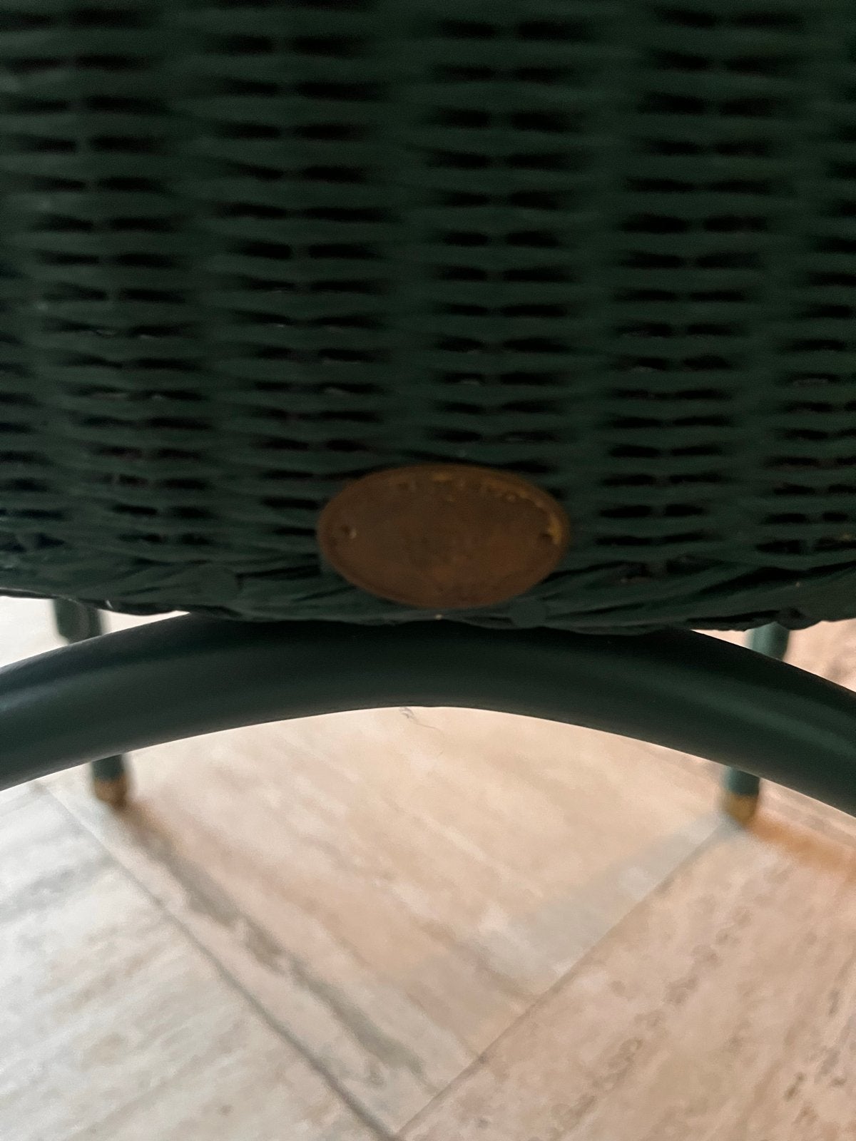 Groene Loyd Loom stoel met Schotse ruit kussen, Huis en Inrichting, Stoelen, Ophalen, Gebruikt, Overige kleuren, Riet of Rotan