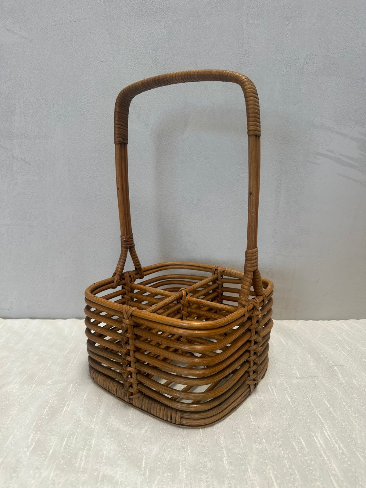 Vintage rotan flessenmand, Gebruikt, Overige typen, Ophalen of Verzenden, X