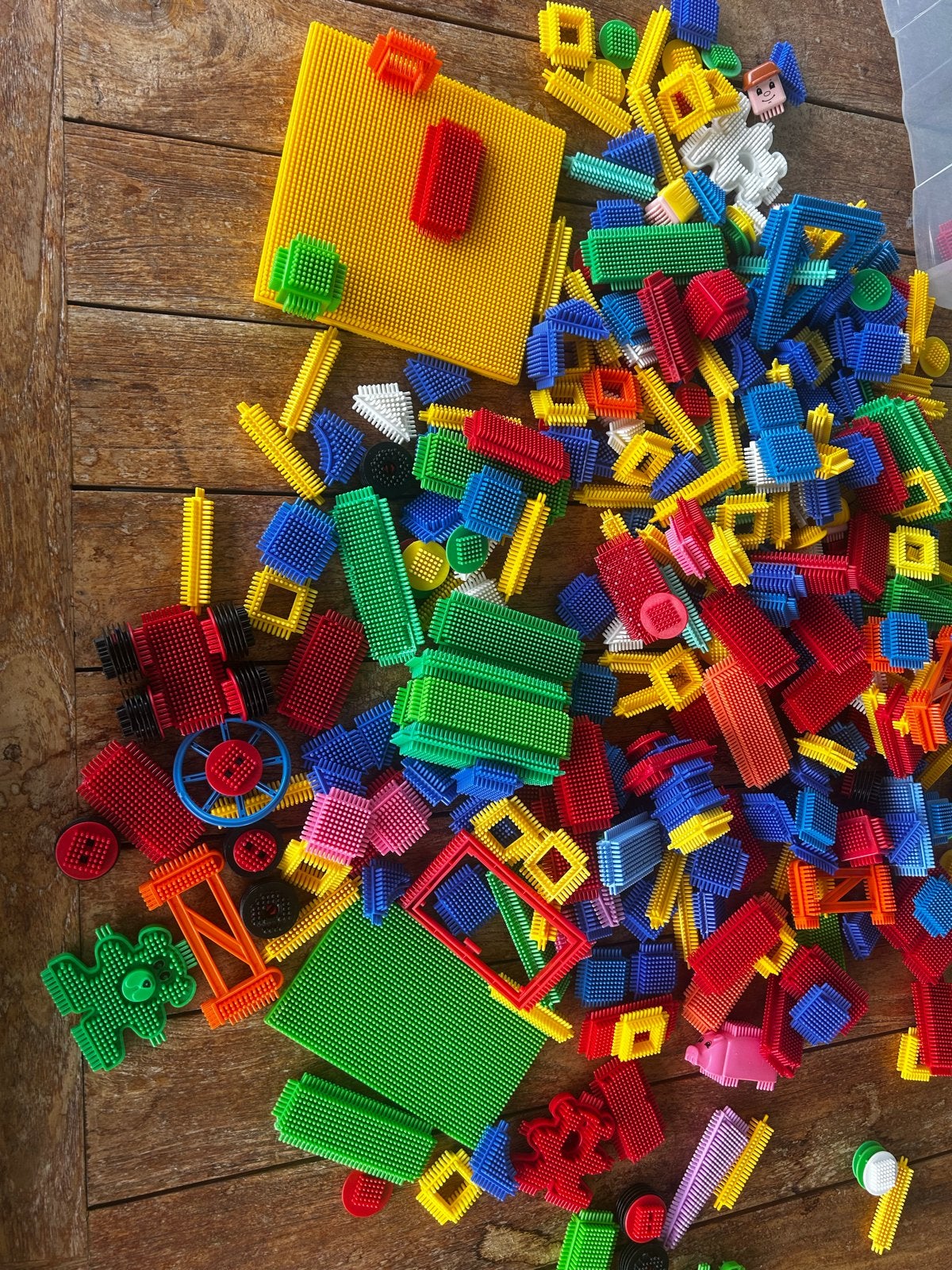 Grote doos met Nopper bouwblokken - veel speelplezier!, Kinderen en Baby's, Speelgoed | Bouwstenen, Ophalen, Gebruikt, Nopper