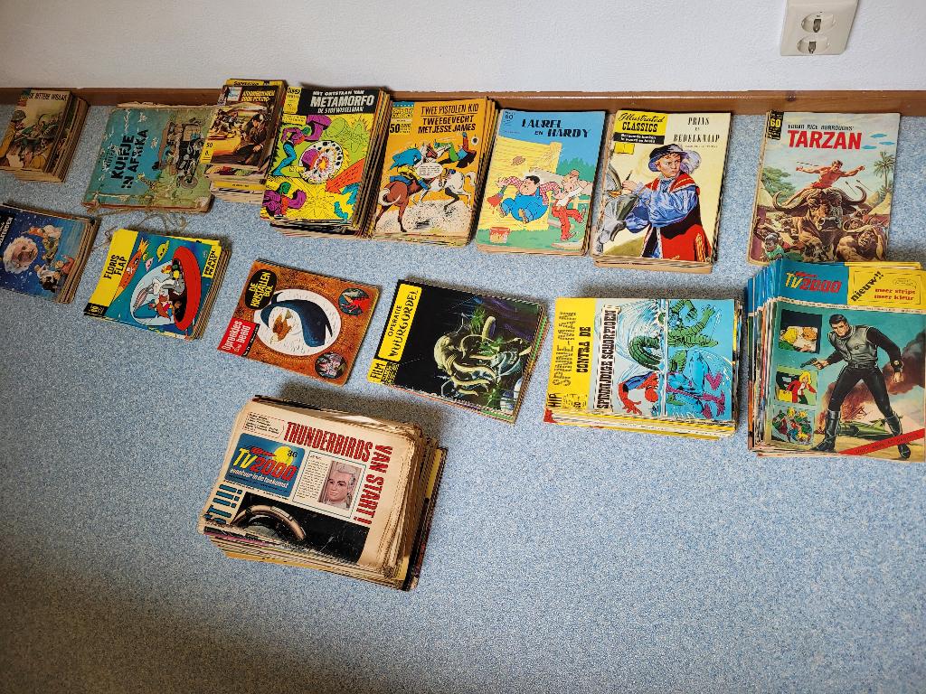 Stripverzameling (jaren 60), Europa, Meerdere comics, Ophalen, Gelezen