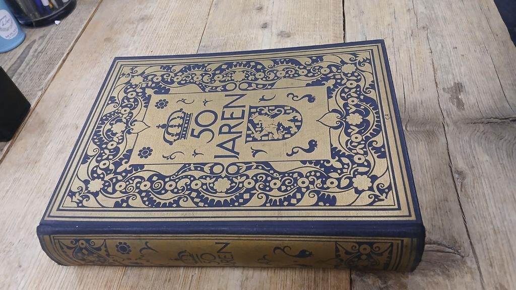 50 Jaren Jubileumboek - Prachtig Geïllustreerd, Boeken, Geschiedenis | Vaderland, Gelezen, 20e eeuw of later, Ophalen of Verzenden