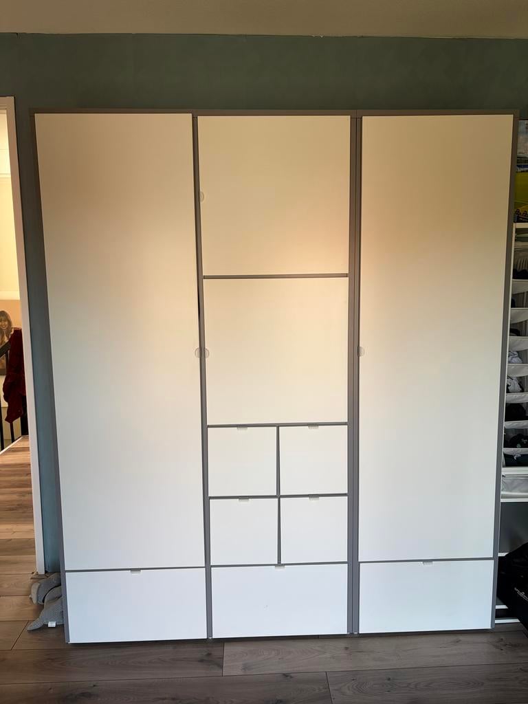 IKEA Visthus Kledingkast, Huis en Inrichting, Kasten | Kledingkasten, Ophalen, Gebruikt, 200 cm of meer, 150 tot 200 cm