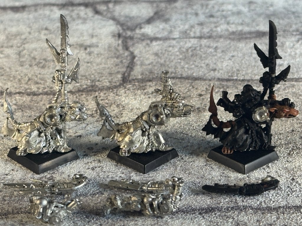 3x Skaven Warlock Engineers metal OOP Warhammer Fantasy, Ophalen of Verzenden, Gebruikt, Warhammer, Figuurtje(s)